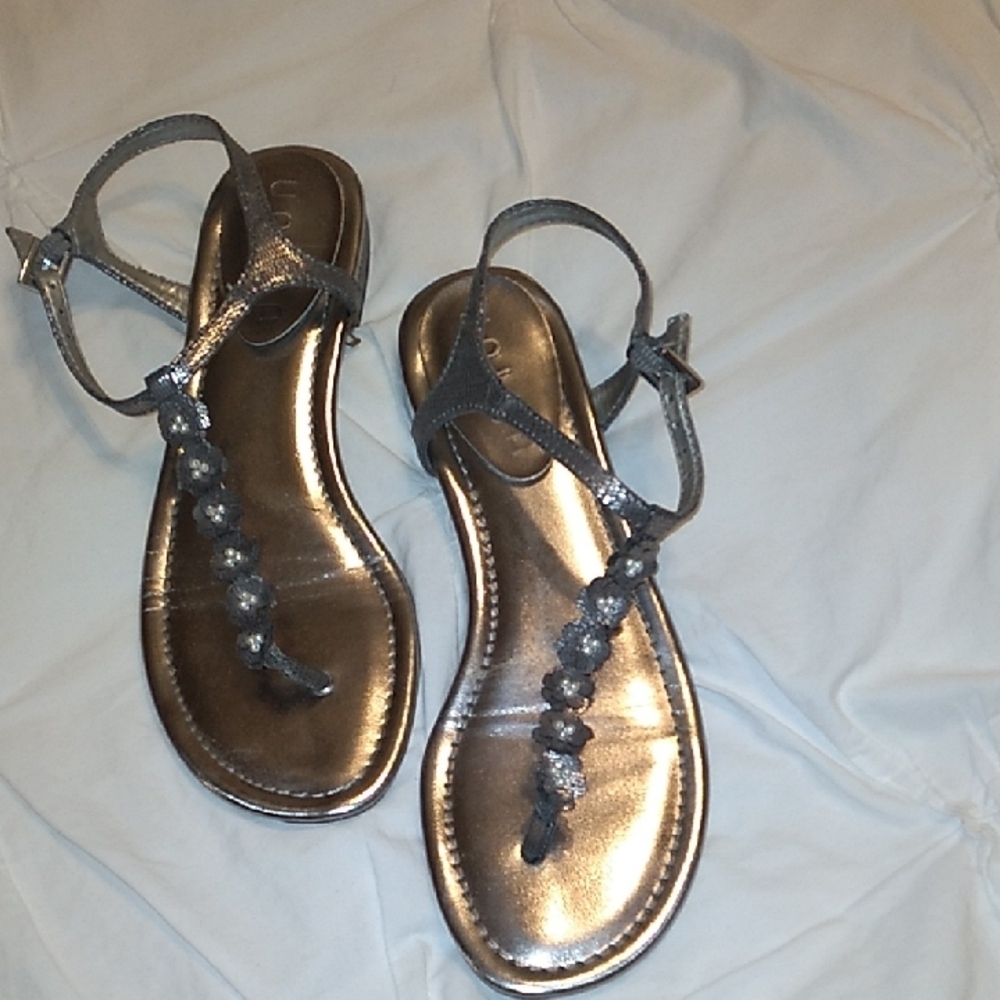 Unisa Silver T-Strap Sandals
